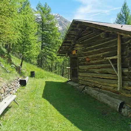 Idyllisches Und Alleinstehendes Maiensaess In Val Holiday home Poschiavo
